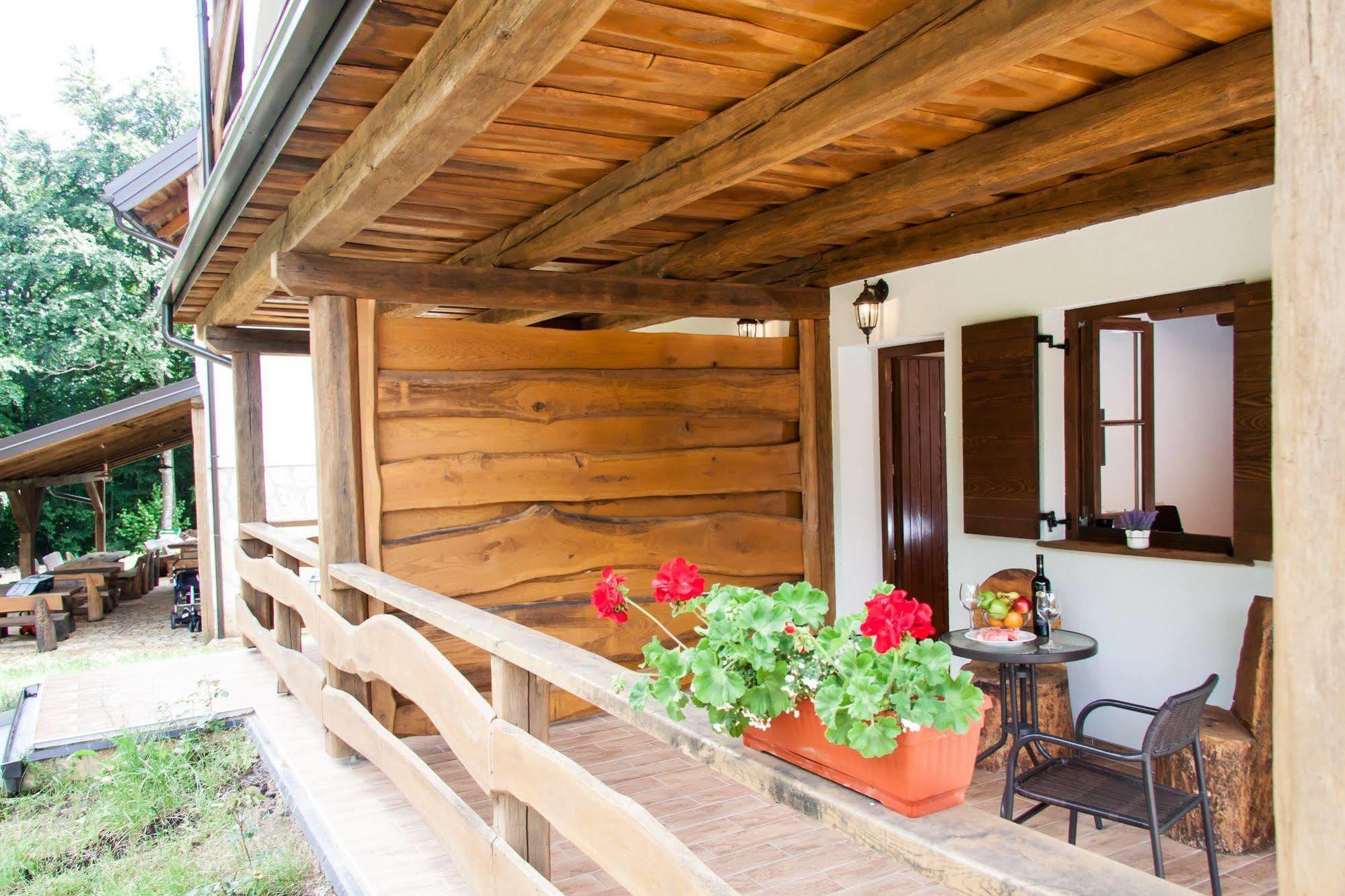 B&B Plitvica Lodge Плитвица-Село Экстерьер фото